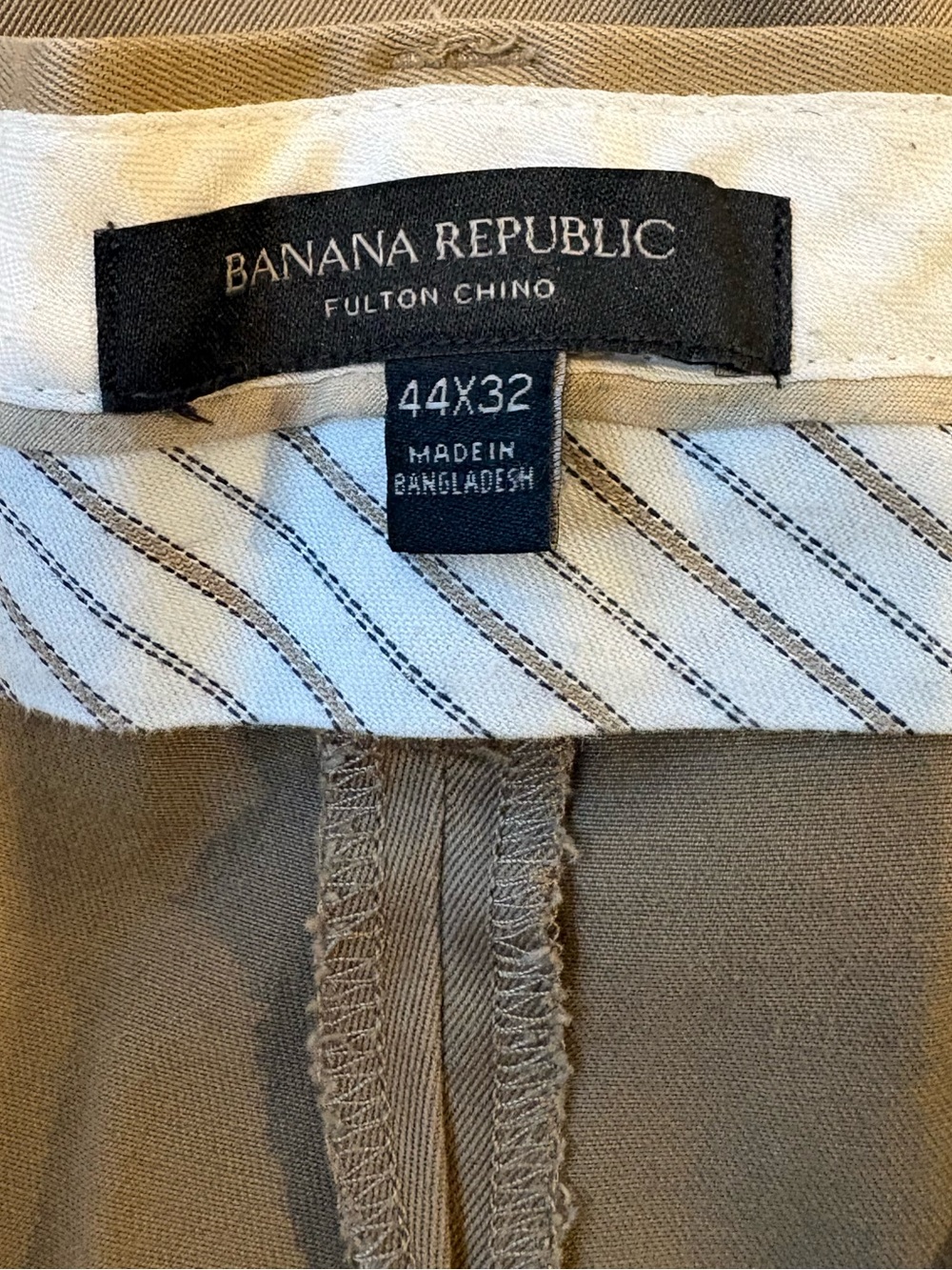 Banana Republic Fulton Chino - Picture 4 of 5